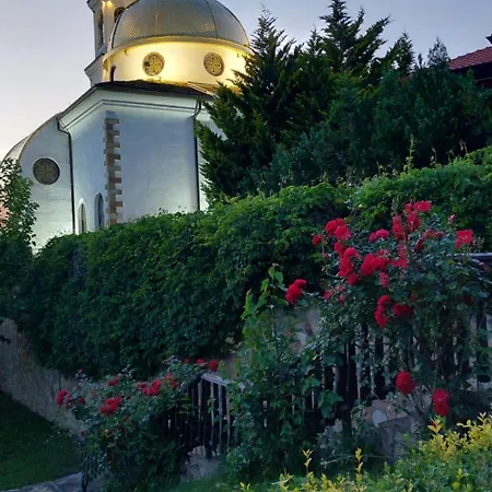 Ela, Kedar 5 圣弗拉斯